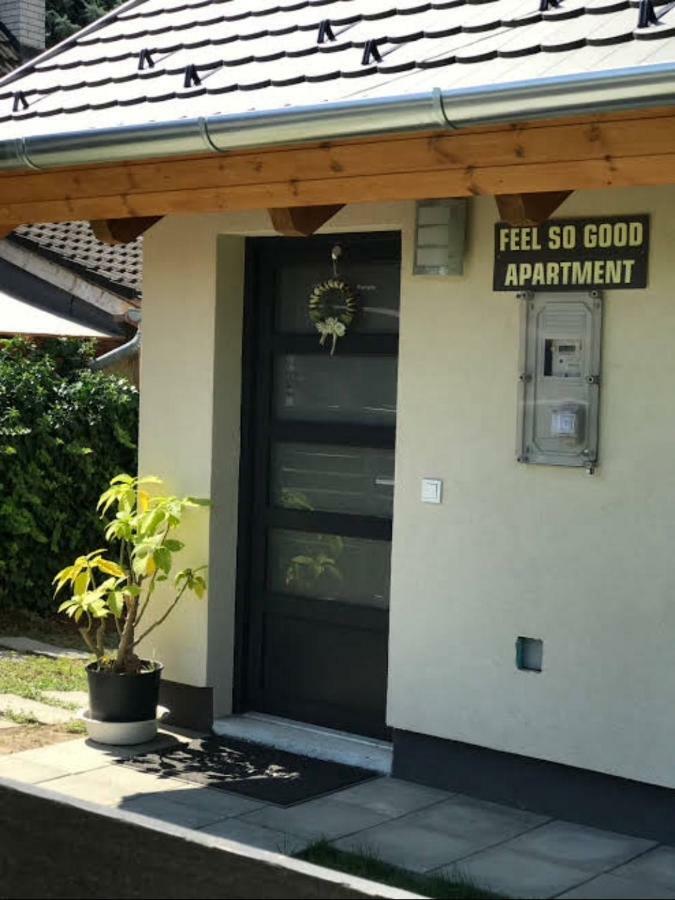 'Feel So Good' Apartment Göd Exteriör bild