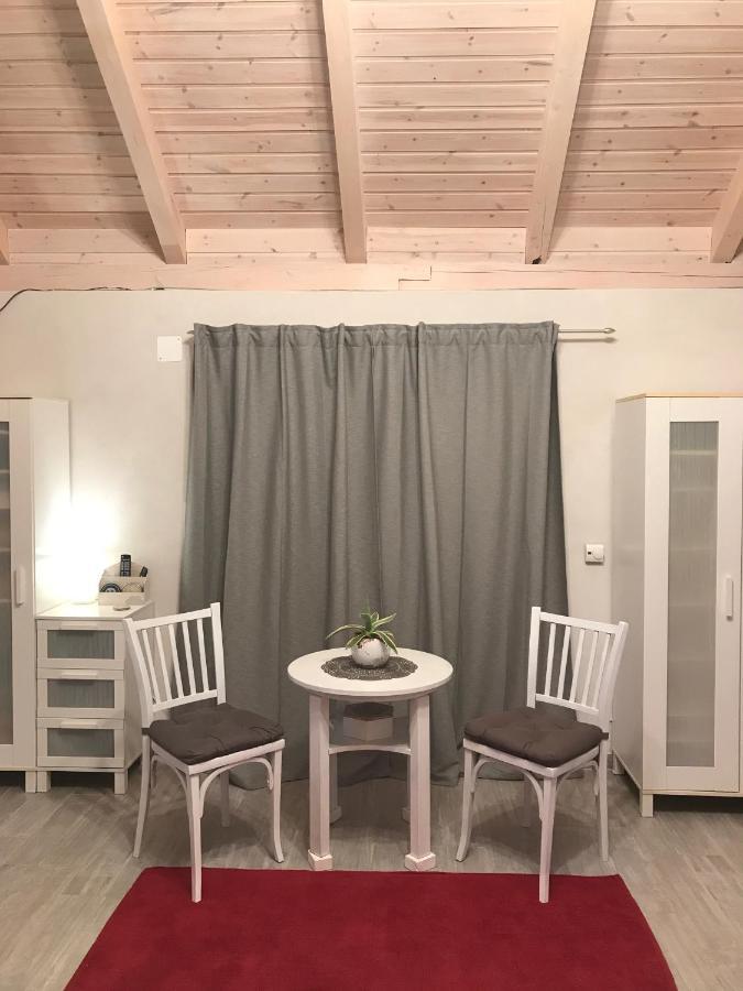 'Feel So Good' Apartment Göd Exteriör bild